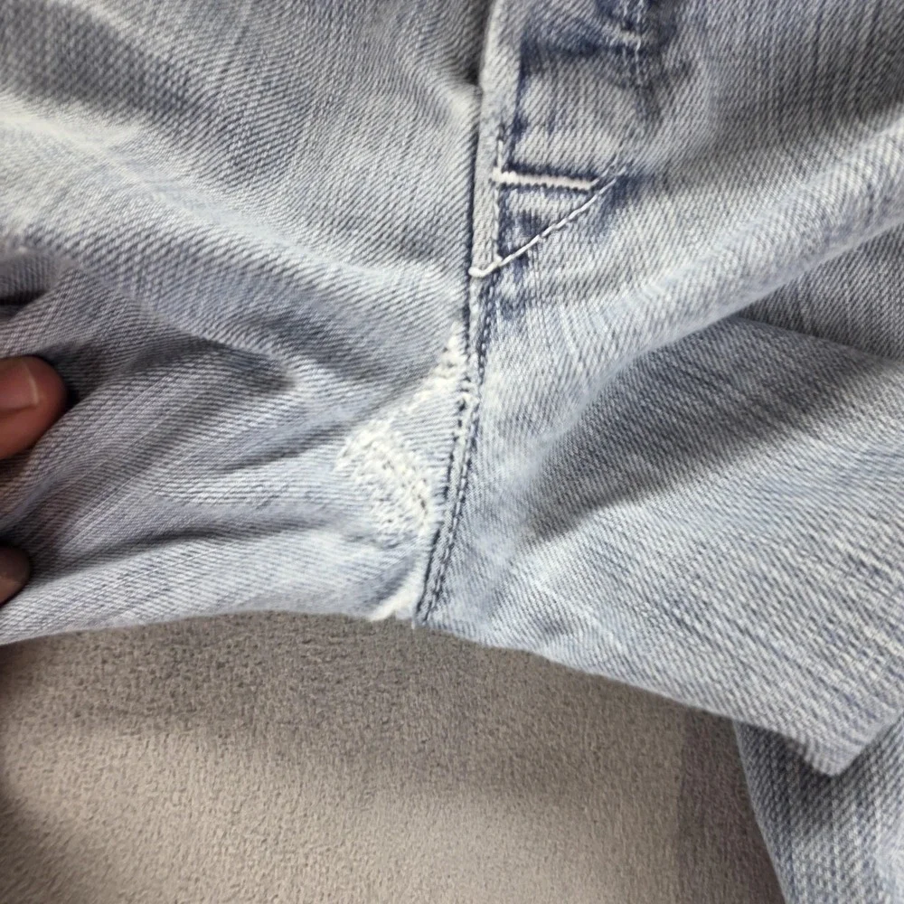 Vintage Levis Engineered Jeans Mens 34x34 Blue Twisted Light Wash Patched